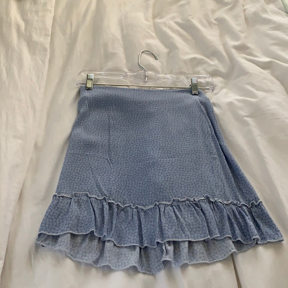 brandy melville blue floral skirt